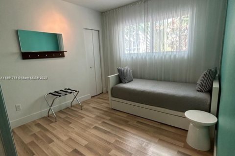 Copropriété à vendre à Miami Beach, Floride: 2 chambres, 75.16 m2 № 1943731 - photo 16