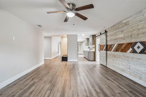 Villa ou maison à vendre à Clearwater, Floride: 4 chambres, 179.21 m2 № 1870493 - photo 20