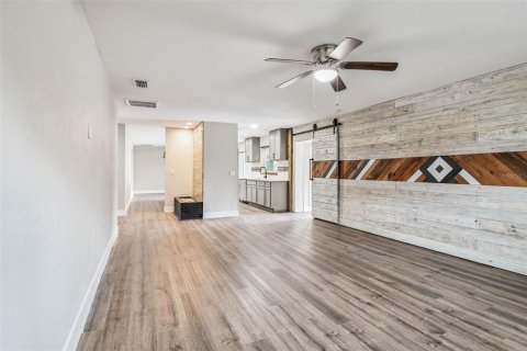 Villa ou maison à vendre à Clearwater, Floride: 4 chambres, 179.21 m2 № 1870493 - photo 21