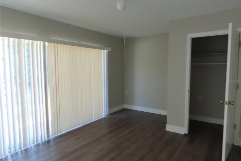 Casa en venta en Clearwater, Florida, 4 dormitorios, 179.21 m2 № 1870493 - foto 2
