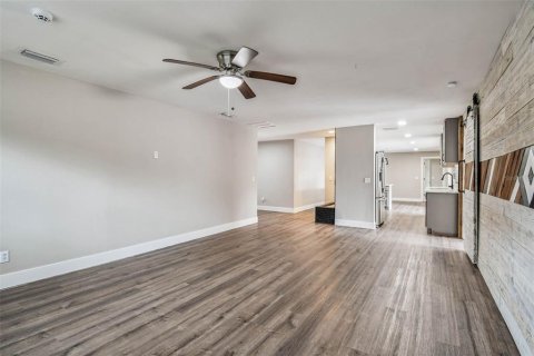 Villa ou maison à vendre à Clearwater, Floride: 4 chambres, 179.21 m2 № 1870493 - photo 19