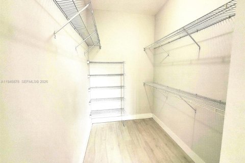 Снять в аренду кондоминиум в Мирамар, Флорида 2 спальни, 103.86м2, № 2003471 - фото 21