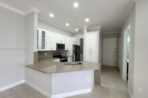 Снять в аренду кондоминиум в Мирамар, Флорида 2 спальни, 103.86м2, № 2003471 - фото 2