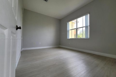 Снять в аренду кондоминиум в Мирамар, Флорида 2 спальни, 103.86м2, № 2003471 - фото 18