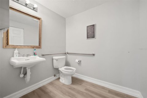 Commercial property in Kissimmee, Florida 175.31 sq.m. № 2259510 - photo 10