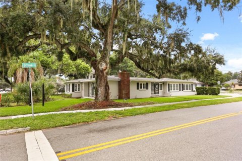 Commercial property in Kissimmee, Florida 175.31 sq.m. № 2259510 - photo 4