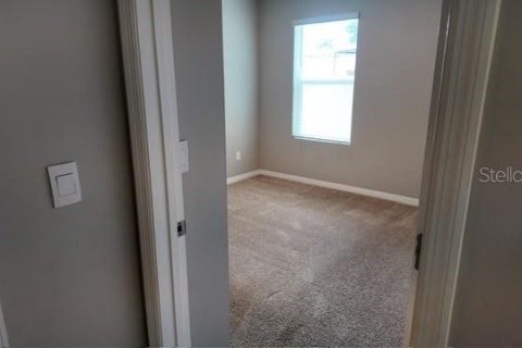 House in Zellwood, Florida 5 bedrooms, 243.96 sq.m. № 2277414 - photo 12