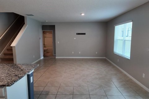 House in Zellwood, Florida 5 bedrooms, 243.96 sq.m. № 2277414 - photo 9