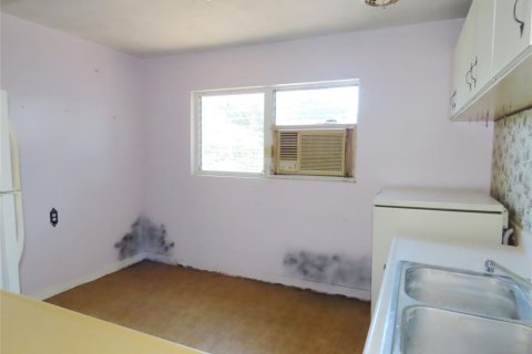 Casa en venta en Tampa, Florida, 3 dormitorios, 97.36 m2 № 2166928 - foto 19