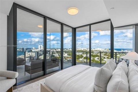 Condo in Miami Beach, Florida, 3 bedrooms  № 1848824 - photo 16