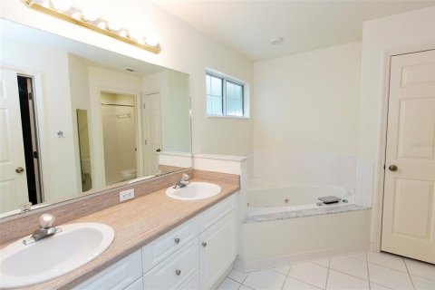Casa en alquiler en Gainesville, Florida, 3 dormitorios, 192.87 m2 № 2111645 - foto 19