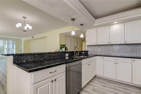 Condo in Clearwater, Florida, 2 bedrooms  № 1527103 - photo 12
