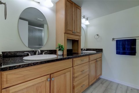 Condo in Clearwater, Florida, 2 bedrooms  № 1527103 - photo 22