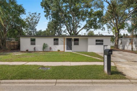Villa ou maison à vendre à Tampa, Floride: 4 chambres, 171.13 m2 № 2414976 - photo 18