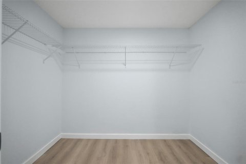 Villa ou maison à vendre à Tampa, Floride: 4 chambres, 171.13 m2 № 2414976 - photo 2