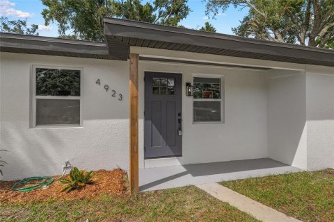 Villa ou maison à vendre à Tampa, Floride: 4 chambres, 171.13 m2 № 2414976 - photo 20