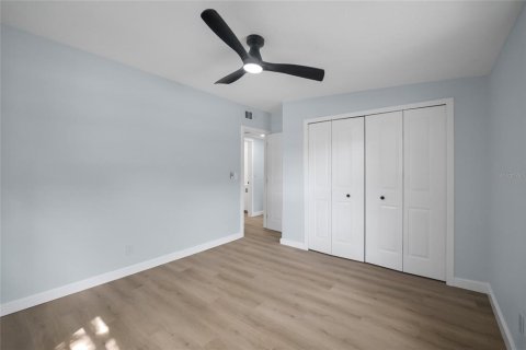 Villa ou maison à vendre à Tampa, Floride: 4 chambres, 171.13 m2 № 2414976 - photo 6