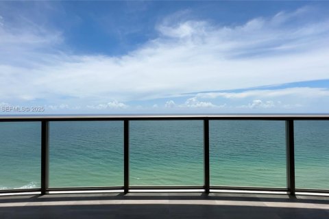 Condo in Bal Harbour, Florida, 3 bedrooms  № 2076793 - photo 8