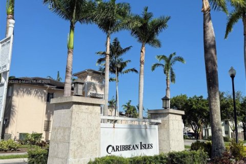 Condominio en alquiler en Homestead, Florida, 3 dormitorios, 110.93 m2 № 1956918 - foto 2