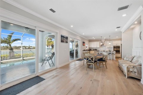 Casa en venta en Holmes Beach, Florida, 4 dormitorios, 338.16 m2 № 1524519 - foto 12