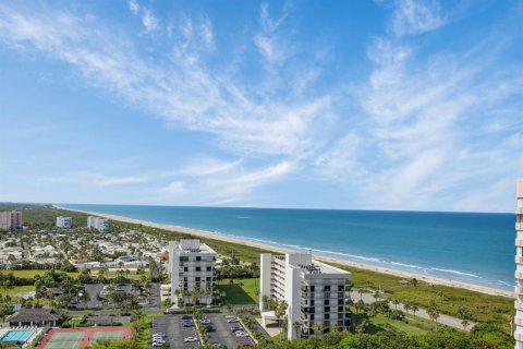 Condo in Hutchinson Island South, Florida, 3 bedrooms  № 2194114