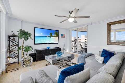 Copropriété à vendre à Hutchinson Island South, Floride: 3 chambres, 149.2 m2 № 2194114 - photo 11