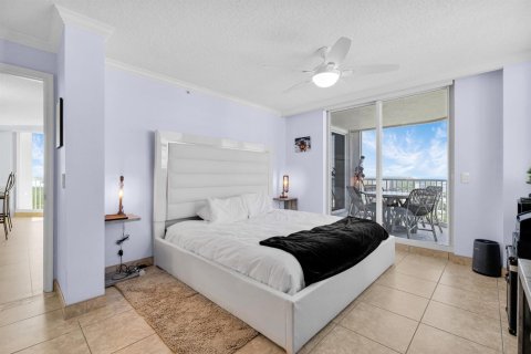 Copropriété à vendre à Hutchinson Island South, Floride: 3 chambres, 149.2 m2 № 2194114 - photo 14