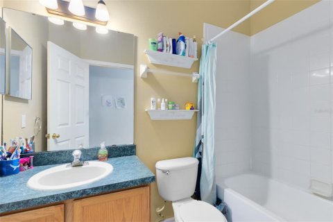 House in Orlando, Florida 4 bedrooms, 183.2 sq.m. № 1586409 - photo 25