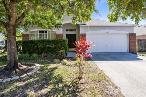 House in Orlando, Florida 4 bedrooms, 183.2 sq.m. № 1586409 - photo 1