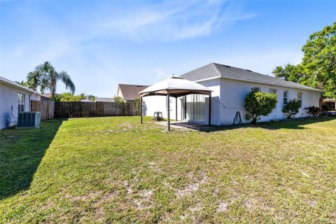 House in Orlando, Florida 4 bedrooms, 183.2 sq.m. № 1586409 - photo 12