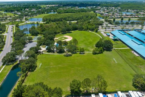 House in Orlando, Florida 4 bedrooms, 183.2 sq.m. № 1586409 - photo 15