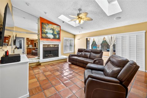 House in Plant City, Florida 5 bedrooms, 249.63 sq.m. № 2099461 - photo 7