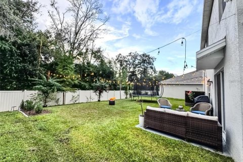 House in Zephyrhills, Florida 5 bedrooms, 242.01 sq.m. № 2151304 - photo 22