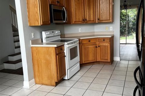 Casa en alquiler en Kissimmee, Florida, 3 dormitorios, 174.66 m2 № 1770101 - foto 4