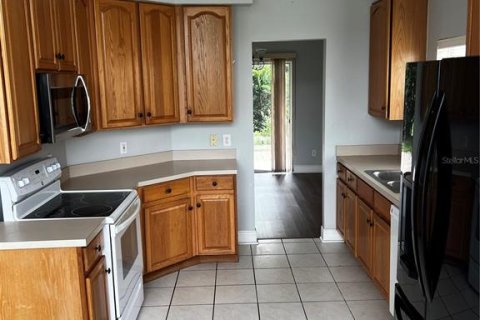 Casa en alquiler en Kissimmee, Florida, 3 dormitorios, 174.66 m2 № 1770101 - foto 3