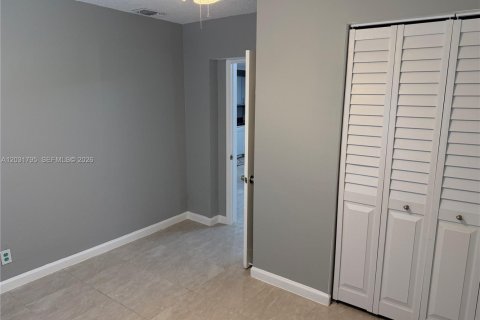 Touwnhouse à louer à Sunrise, Floride: 4 chambres, 133.78 m2 № 2188710 - photo 20