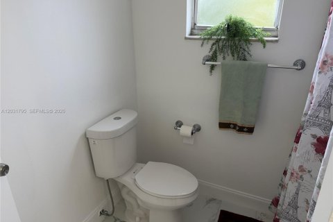Touwnhouse à louer à Sunrise, Floride: 4 chambres, 133.78 m2 № 2188710 - photo 28