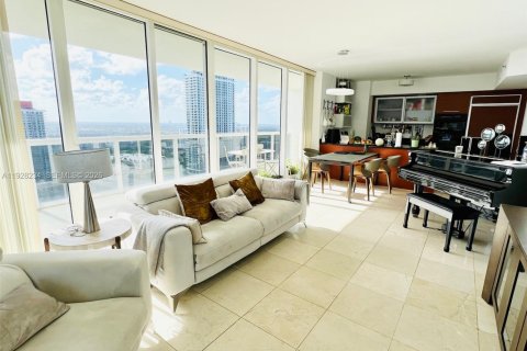 Copropriété à vendre à Hallandale Beach, Floride: 2 chambres, 135.45 m2 № 1999253 - photo 4