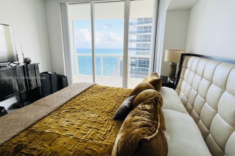 Copropriété à vendre à Hallandale Beach, Floride: 2 chambres, 135.45 m2 № 1999253 - photo 5