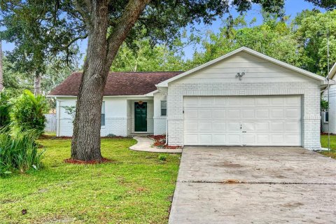 Casa en alquiler en Sanford, Florida, 3 dormitorios, 121.61 m2 № 1911218 - foto 1