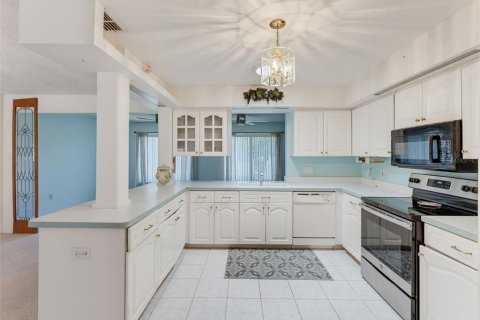 Villa ou maison à vendre à Lakeland, Floride: 3 chambres, 191.84 m2 № 2312357 - photo 6