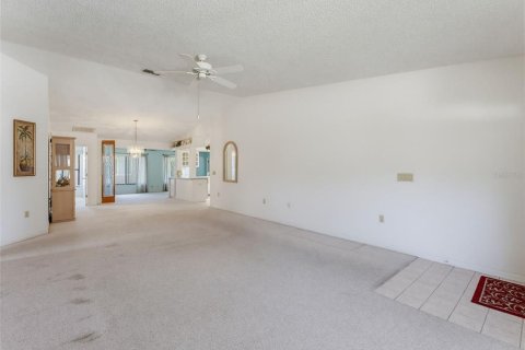 Villa ou maison à vendre à Lakeland, Floride: 3 chambres, 191.84 m2 № 2312357 - photo 27