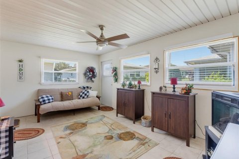 Villa ou maison à vendre à Lakeland, Floride: 3 chambres, 191.84 m2 № 2312357 - photo 12