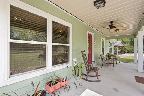 Villa ou maison à vendre à Branford, Floride: 3 chambres, 166.48 m2 № 2233343 - photo 3