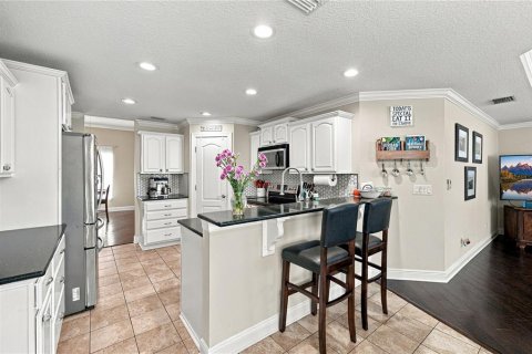 Villa ou maison à vendre à Lakeland, Floride: 4 chambres, 238.76 m2 № 2398302 - photo 8