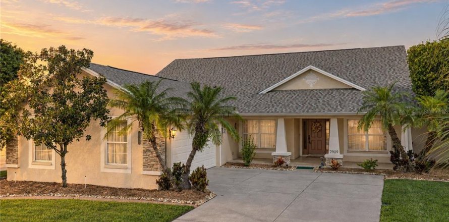 Villa ou maison à Lakeland, Floride 4 chambres, 238.76 m2 № 2398302