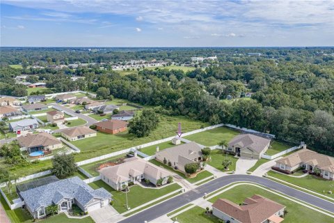 Villa ou maison à vendre à Lakeland, Floride: 4 chambres, 238.76 m2 № 2398302 - photo 29