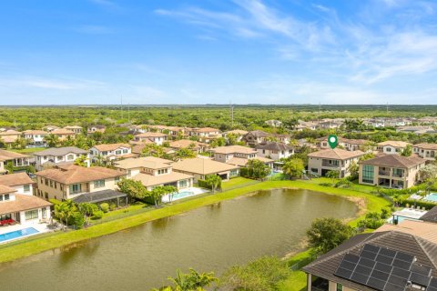 Villa ou maison à vendre à Parkland, Floride: 4 chambres, 357.49 m2 № 2412258 - photo 4