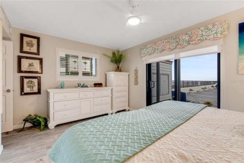 Condo in Daytona Beach, Florida, 2 bedrooms  № 1584192 - photo 5