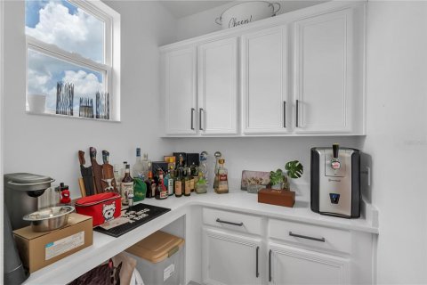 House in BELLALAGO in Kissimmee, Florida 4 bedrooms, 332.87 sq.m. № 1777193 - photo 16